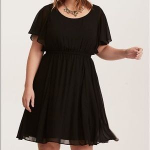 Black torrid dress size 3 brand new with tags